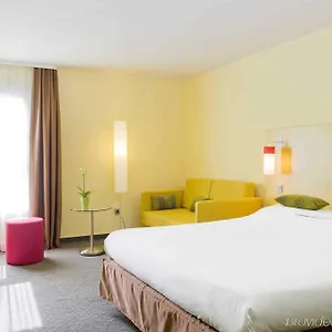 Ibis Styles Centre Port Fransa